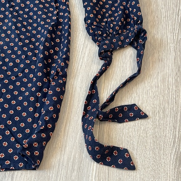 H&M Women’s Shift Navy Blue Patterned Dress With Tie Sleeves Size 10 - Picture 4 of 10